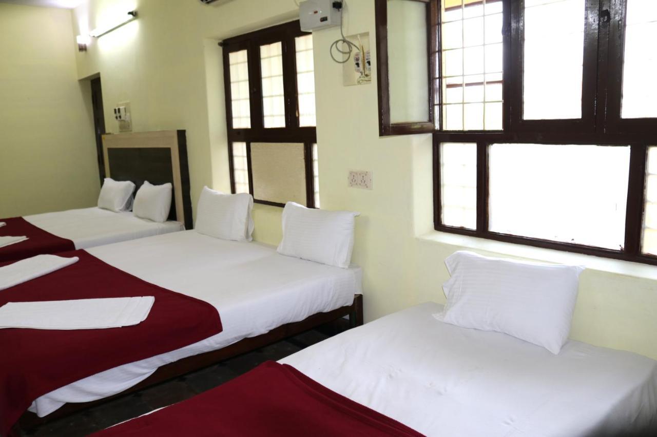 Hotel Siva Sakthi Tiruvannāmalai Exteriér fotografie