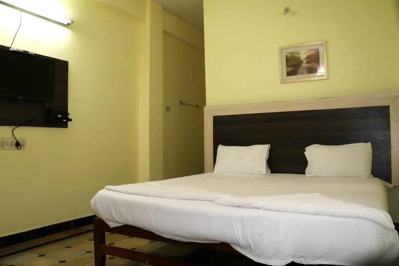 Hotel Siva Sakthi Tiruvannāmalai Exteriér fotografie