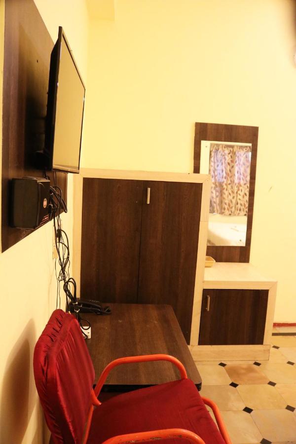Hotel Siva Sakthi Tiruvannāmalai Exteriér fotografie
